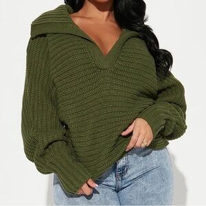 Cozy Green Collared Polo Sweater Size M